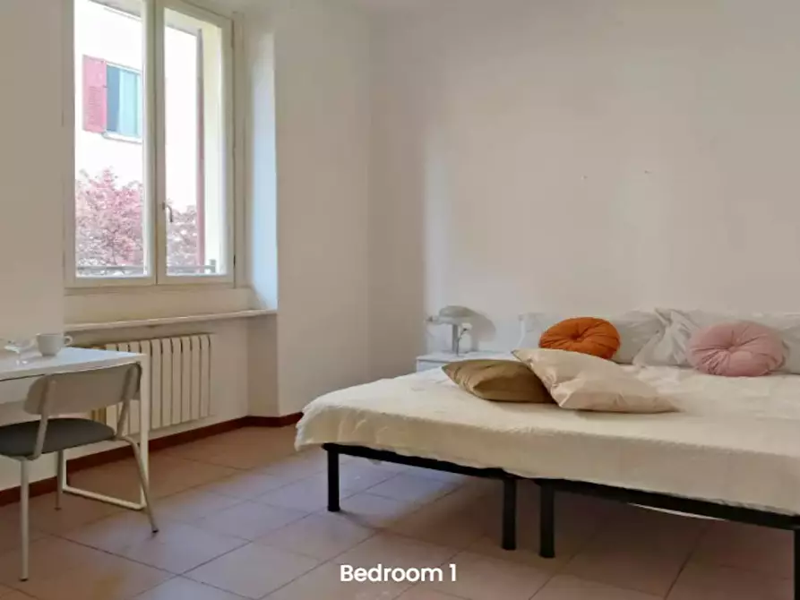 Immagine 2 di Camera in affitto  in Via Anton Giulio Barrili a Milano