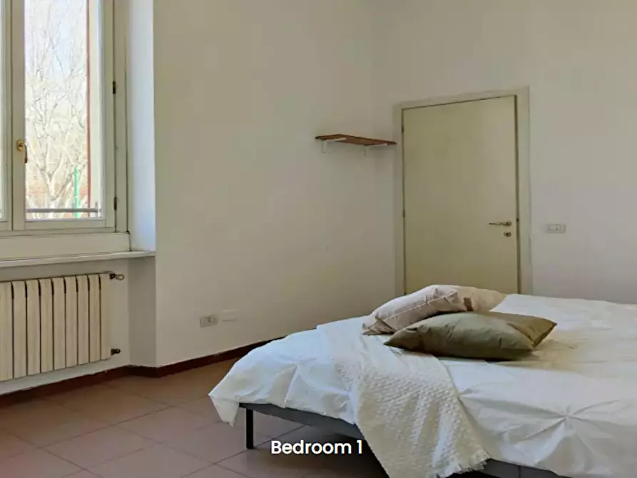 Immagine 2 di Camera condivisa in affitto  in Via Anton Giulio Barrili a Milano