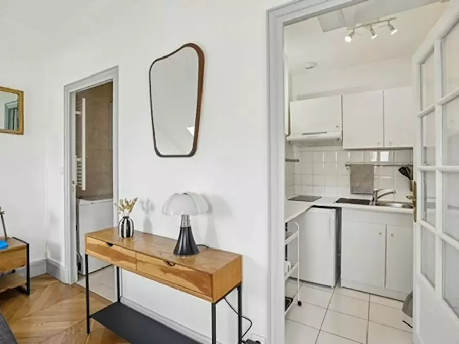 Immagine 3 di Appartamento in affitto  in Rue Royale a Paris 08