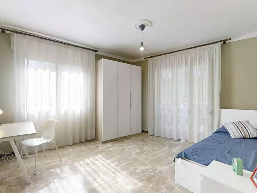 Immagine 10 di Camera in affitto  in Via Bosco Wollemborg a Padova