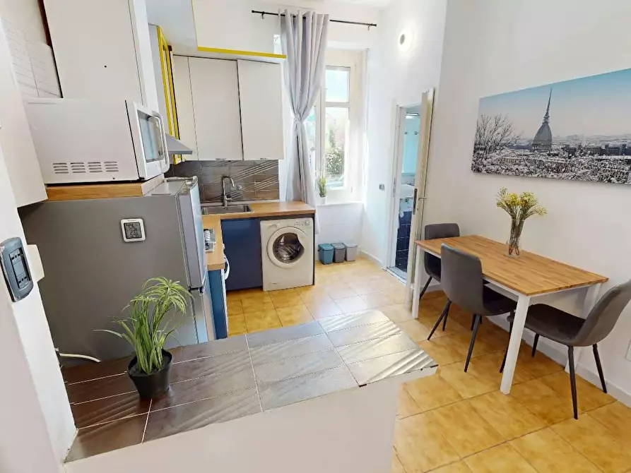 Immagine 4 di Camera in affitto  in Via Orta a Torino