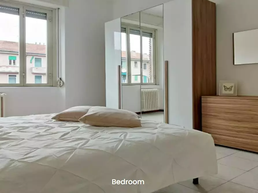 Immagine 5 di Appartamento in affitto  in Via Voltri a Milano