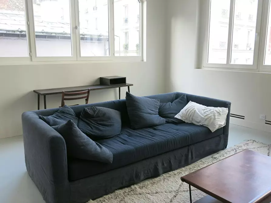 Immagine 4 di Appartamento in affitto  in Rue Baron a Paris 17
