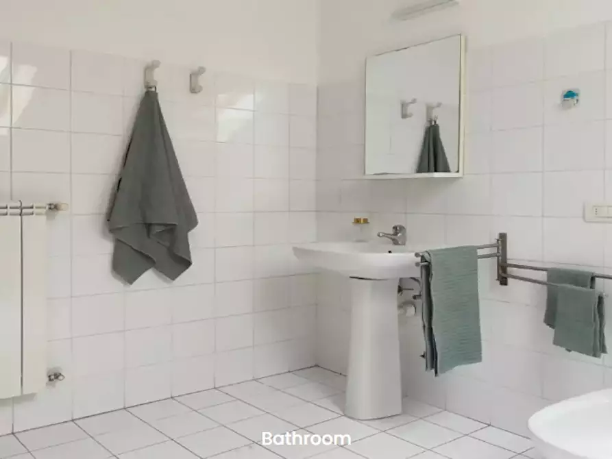 Immagine 10 di Camera in affitto  in Via Privata Ugo Tommei a Milano