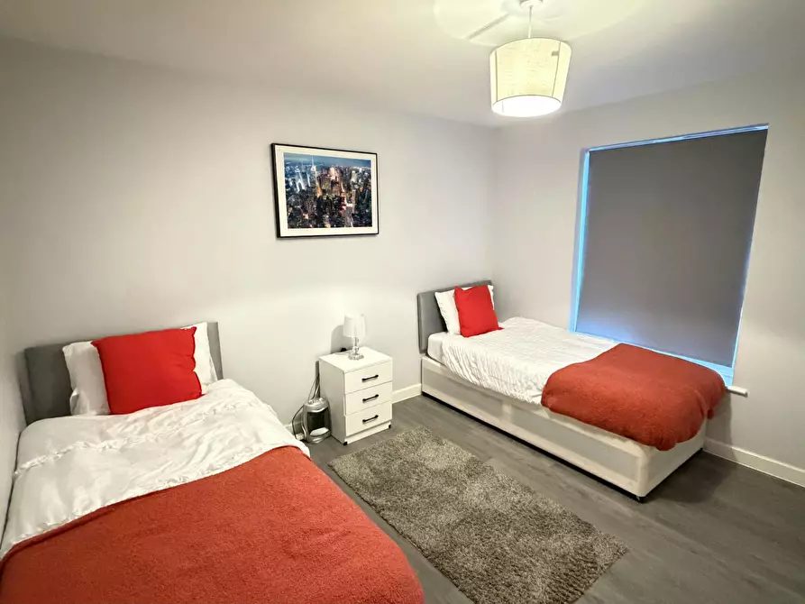 Immagine 3 di Appartamento in affitto  in Southwell Close a 