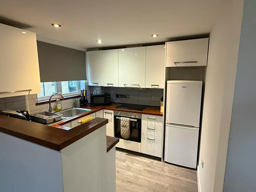 Immagine 9 di Appartamento in affitto  in Southwell Close a 