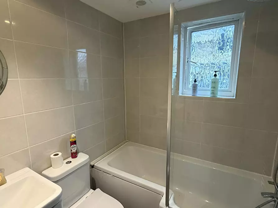 Immagine 5 di Appartamento in affitto  in Southwell Close a 