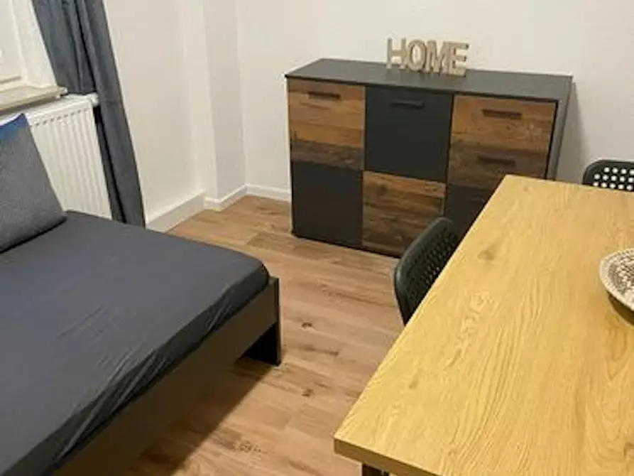 Immagine 2 di Appartamento in affitto  in Höhbergstraße a Stuttgart Rotenberg