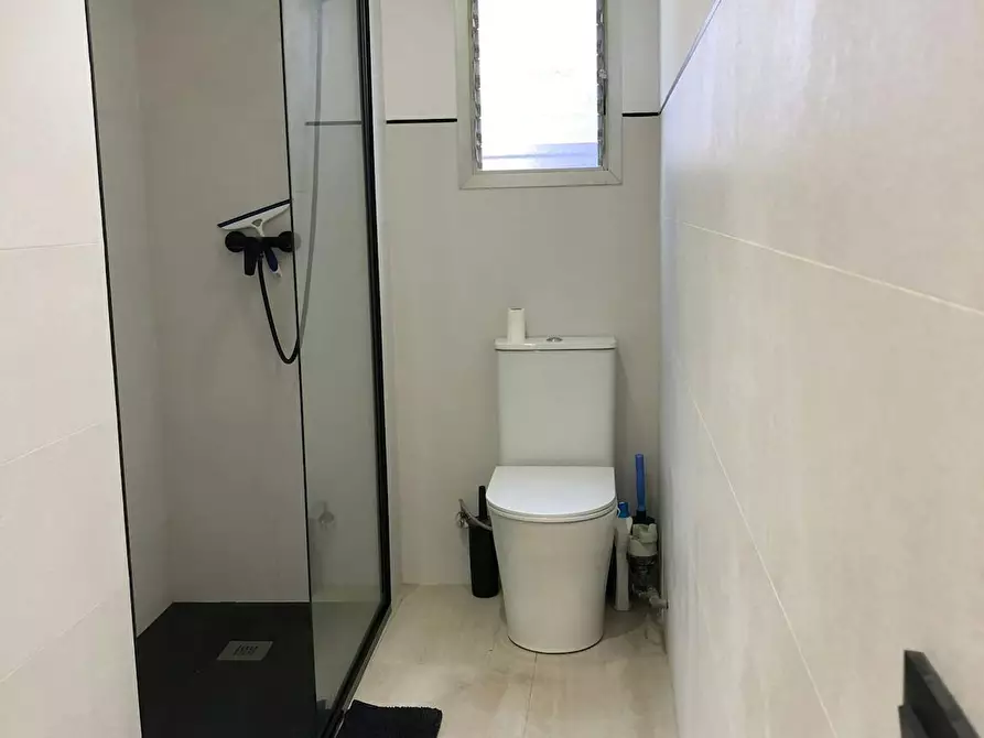 Immagine 10 di Appartamento in affitto  in Carrer del Portal de Valldigna a Valencia
