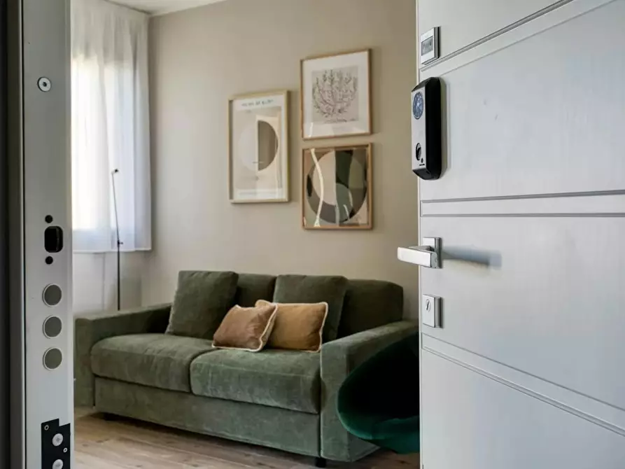 Immagine 1 di Appartamento in affitto  in Corso Genova a Milano