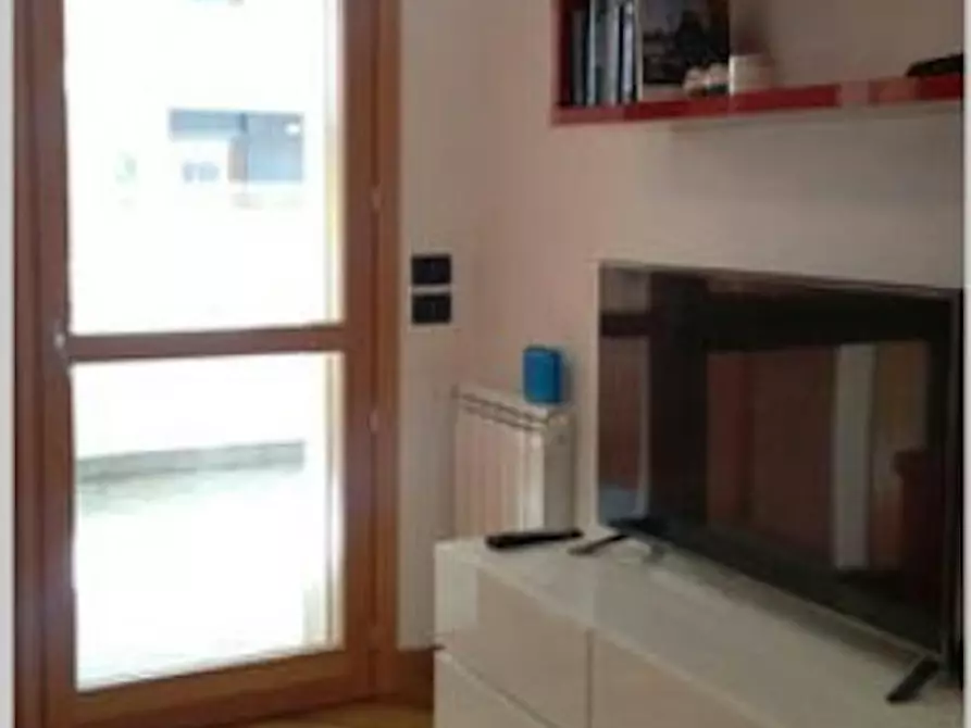 Immagine 6 di Appartamento in affitto  in Viale della Grande Muraglia a Roma