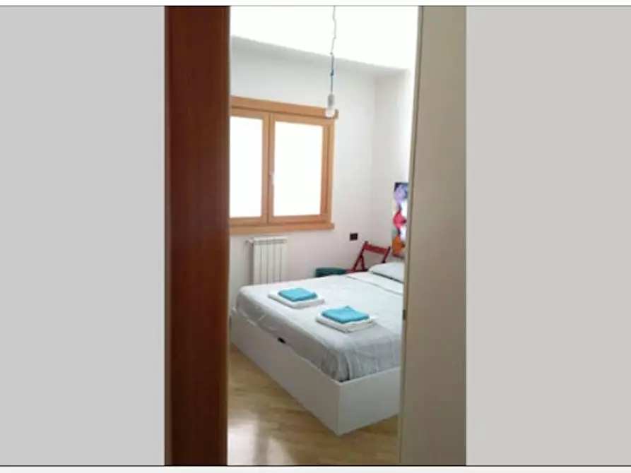 Immagine 2 di Appartamento in affitto  in Viale della Grande Muraglia a Roma