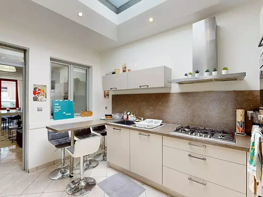 Immagine 6 di Camera in affitto  in Rue de Denain a Roubaix