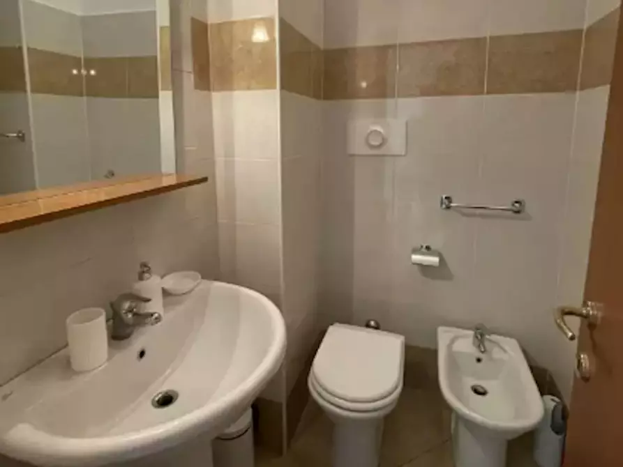 Immagine 9 di Camera in affitto  in Via Umberto Fogagnolo a Sesto San Giovanni