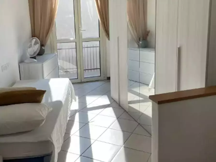Immagine 5 di Camera in affitto  in Via Umberto Fogagnolo a Sesto San Giovanni