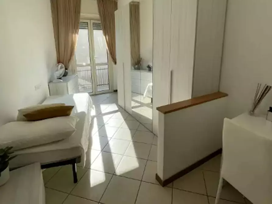 Immagine 8 di Camera in affitto  in Via Umberto Fogagnolo a Sesto San Giovanni