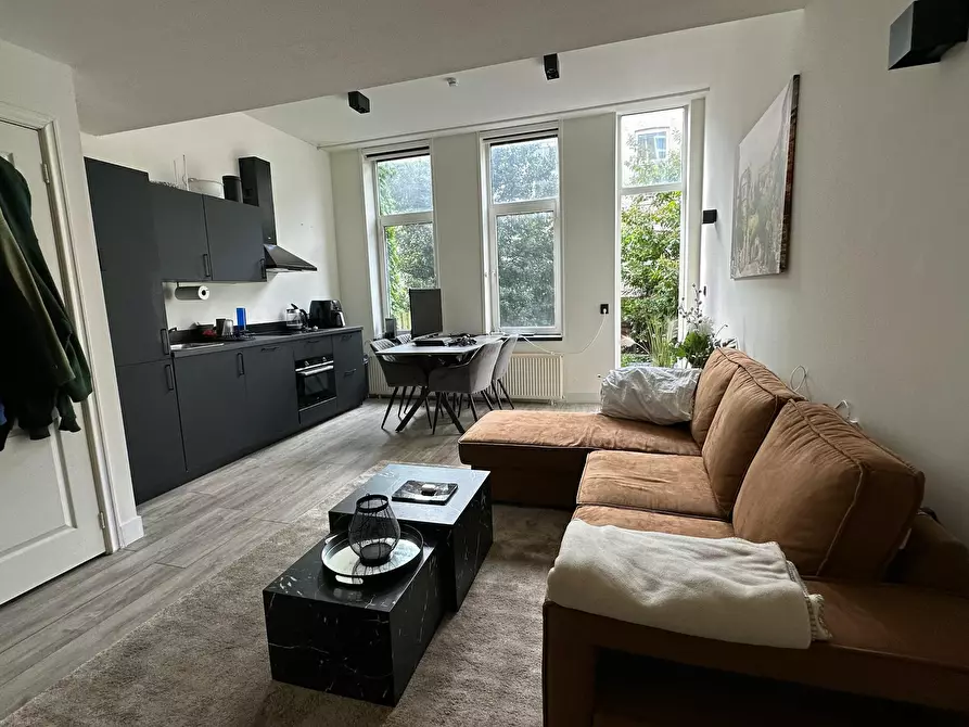 Immagine 2 di Appartamento in affitto  in Lambertusstraat a Rotterdam