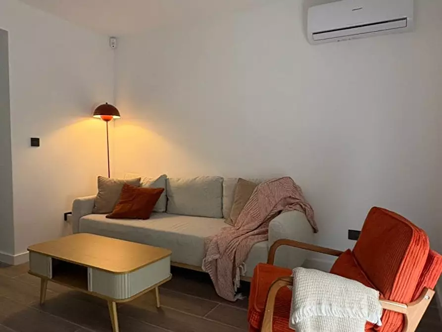Immagine 1 di Appartamento in affitto  in Calle de Siena a Madrid