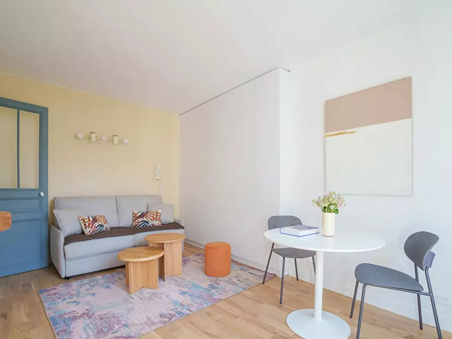 Immagine 4 di Appartamento in affitto  in Rue Jean Nicot a Paris 07