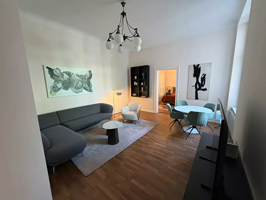Immagine 1 di Appartamento in affitto  in Bleibtreustraße a Berlin