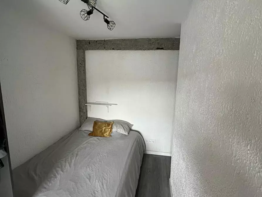 Immagine 8 di Camera in affitto  in Calle de Villasandino a Madrid