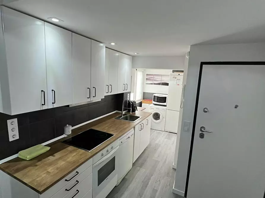 Immagine 5 di Camera in affitto  in Calle de Villasandino a Madrid
