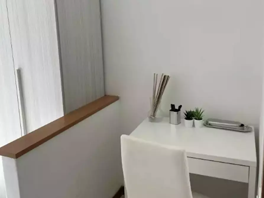 Immagine 5 di Camera in affitto  in Via Umberto Fogagnolo a Sesto San Giovanni