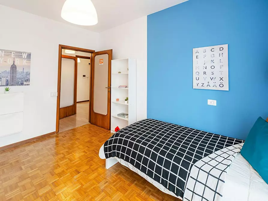 Immagine 3 di Camera in affitto  in Via Giuseppe Mazzini a Bergamo