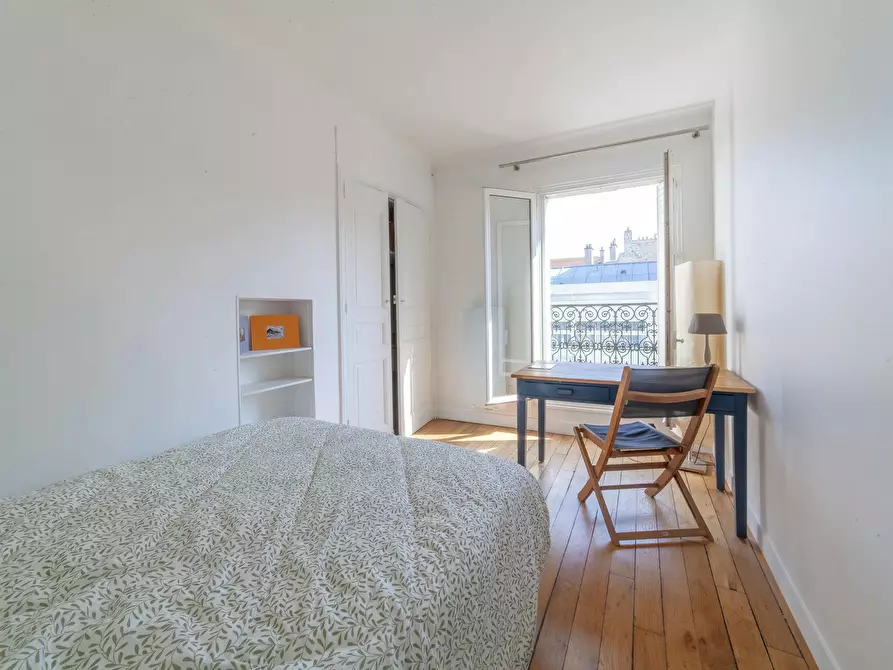 Immagine 6 di Appartamento in affitto  in Rue Malus a Paris 05
