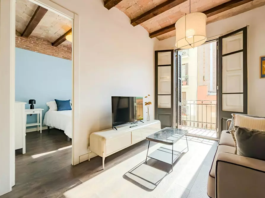 Immagine 3 di Appartamento in affitto  in Carrer del Poeta Cabanyes a Barcelona