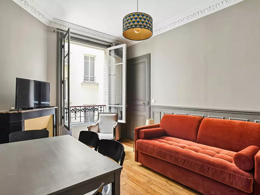 Immagine 5 di Appartamento in affitto  in Rue Jules Vallès a Paris