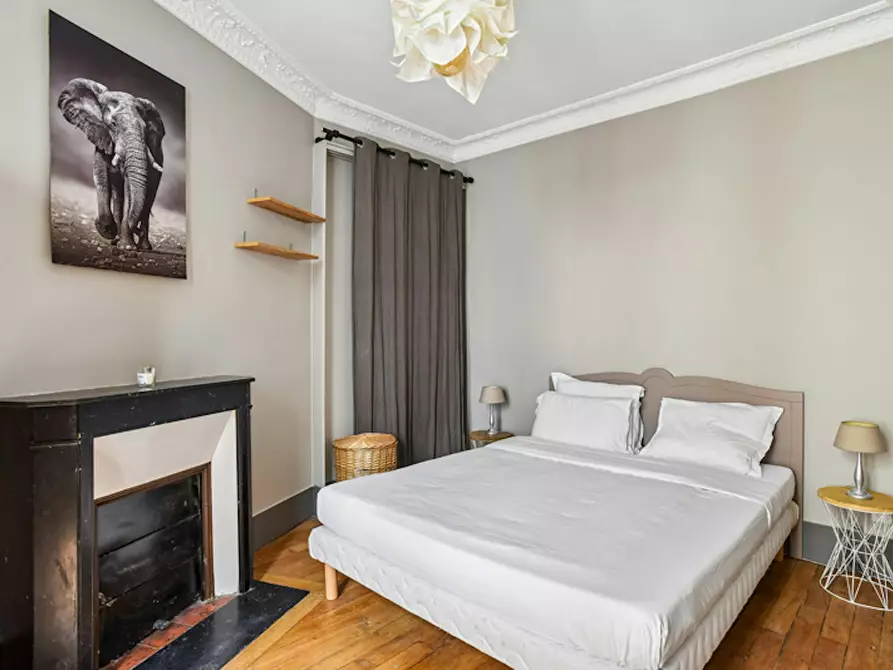 Immagine 9 di Appartamento in affitto  in Rue Jules Vallès a Paris