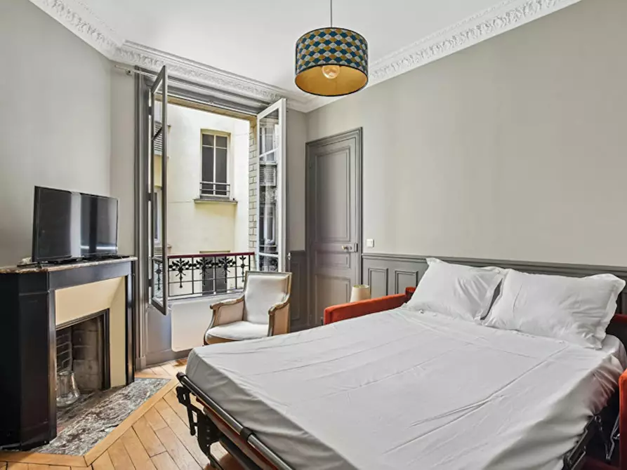 Immagine 4 di Appartamento in affitto  in Rue Jules Vallès a Paris