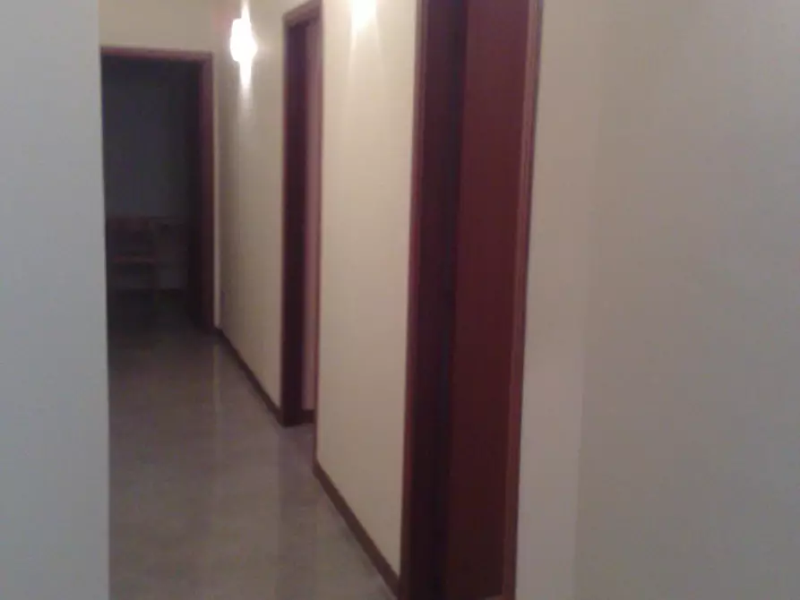 Immagine 5 di Camera in affitto  in Via Generale Luigi Cadorna a Palermo