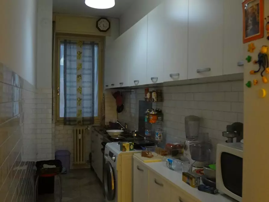 Immagine 5 di Camera in affitto  in Via Eugenio Villoresi a Milano