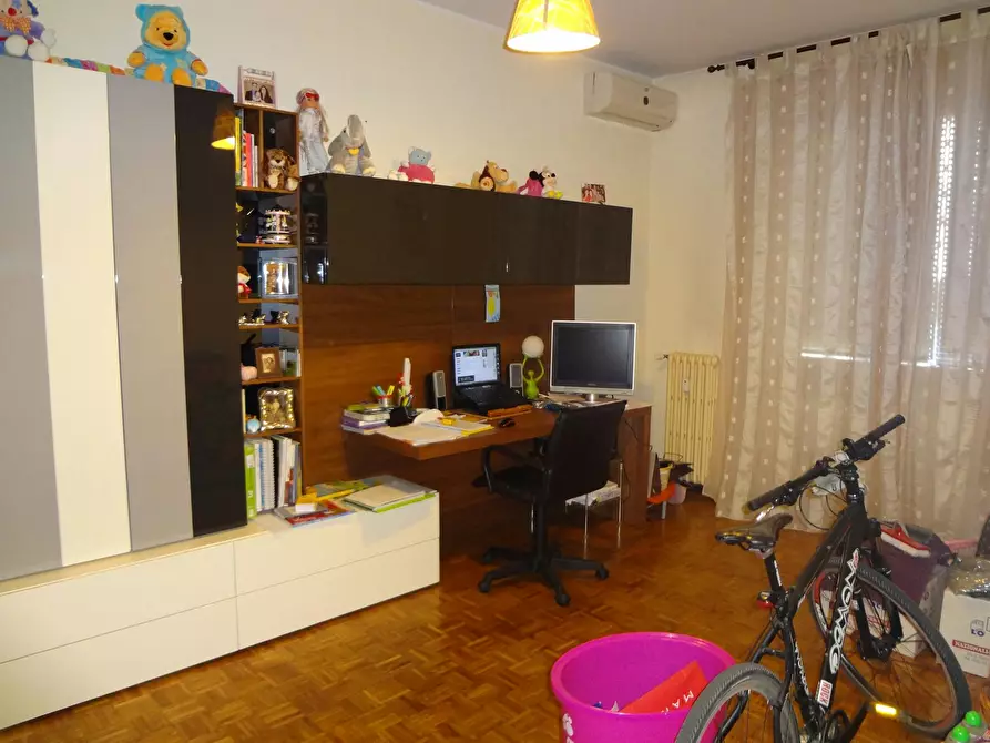 Immagine 3 di Camera in affitto  in Via Eugenio Villoresi a Milano