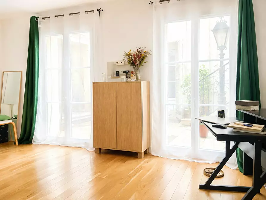 Immagine 3 di Appartamento in affitto  in Rue de Paris a Charenton-le-Pont