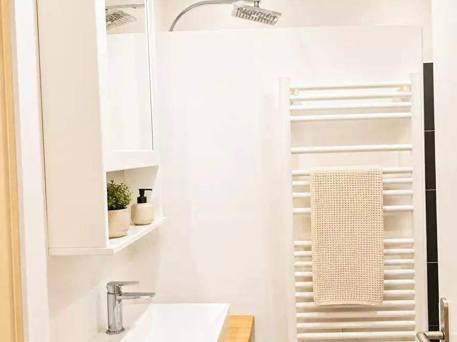 Immagine 7 di Appartamento in affitto  in Rue de Paris a Charenton-le-Pont