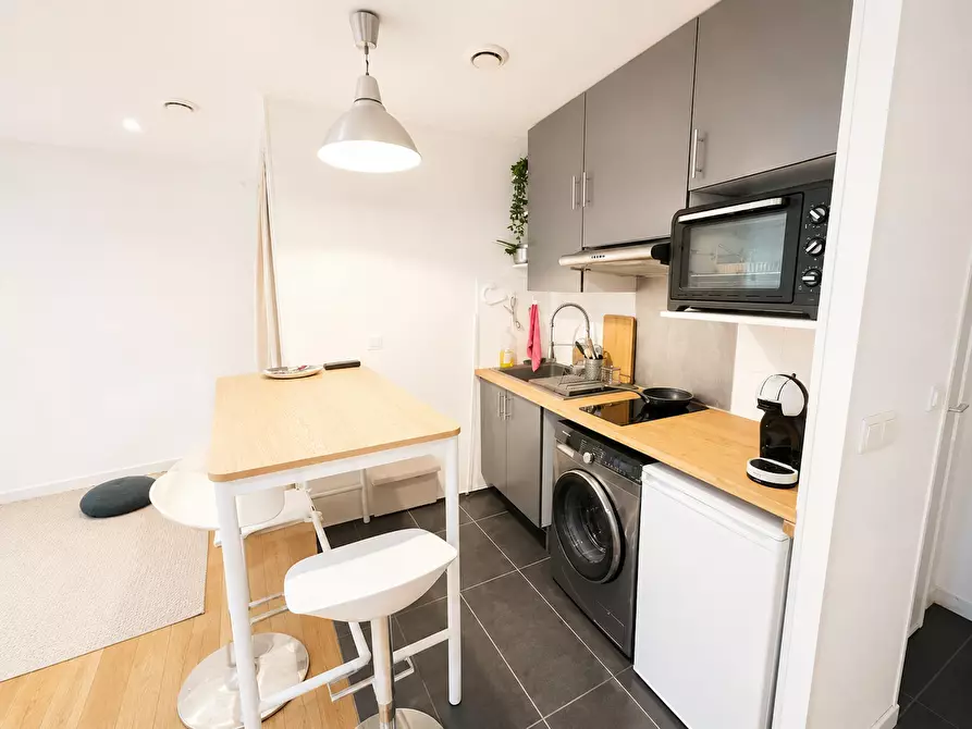 Immagine 6 di Appartamento in affitto  in Rue de Paris a Charenton-le-Pont