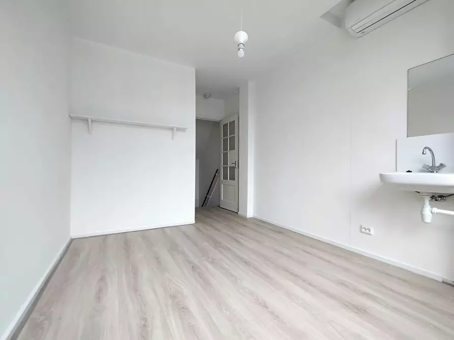 Immagine 7 di Appartamento in affitto  in Schieweg a Rotterdam