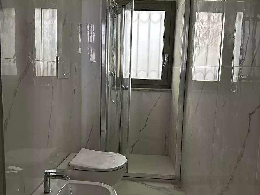 Immagine 9 di Camera in affitto  in Via Sopramuro a Piacenza