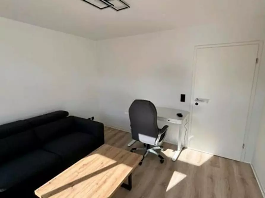 Immagine 2 di Appartamento in affitto  in Leonhardstraße a Rostock