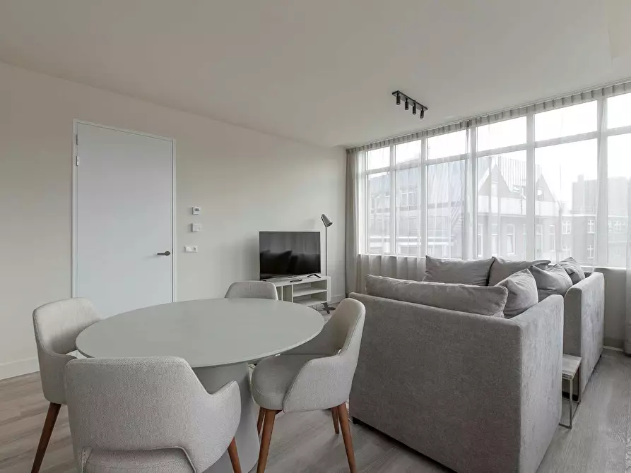 Immagine 6 di Appartamento in affitto  in Mathenesserlaan a Rotterdam