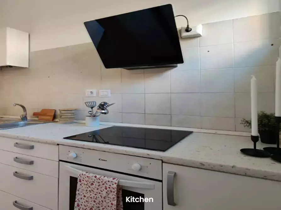 Immagine 5 di Camera in affitto  in Via Nicola Palmieri a Milano