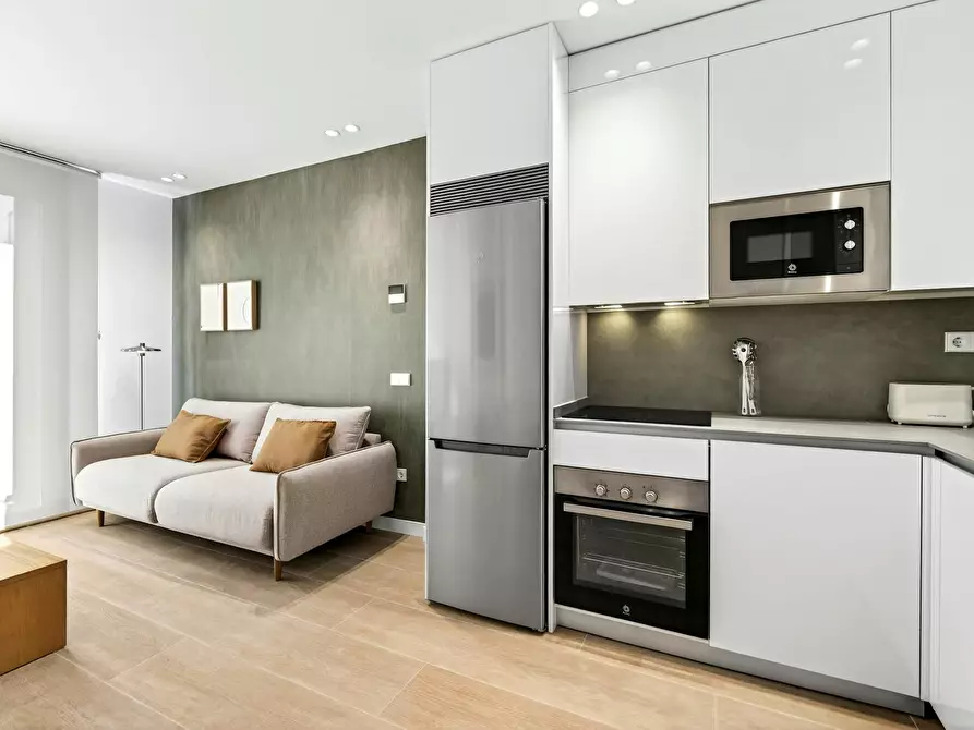 Immagine 6 di Appartamento in affitto  in Calle de Anzuola a Madrid