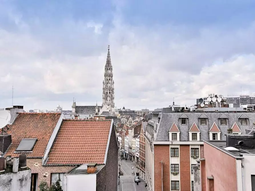 Immagine 2 di Appartamento in affitto  in Rue Saint-Jean a Bruxelles