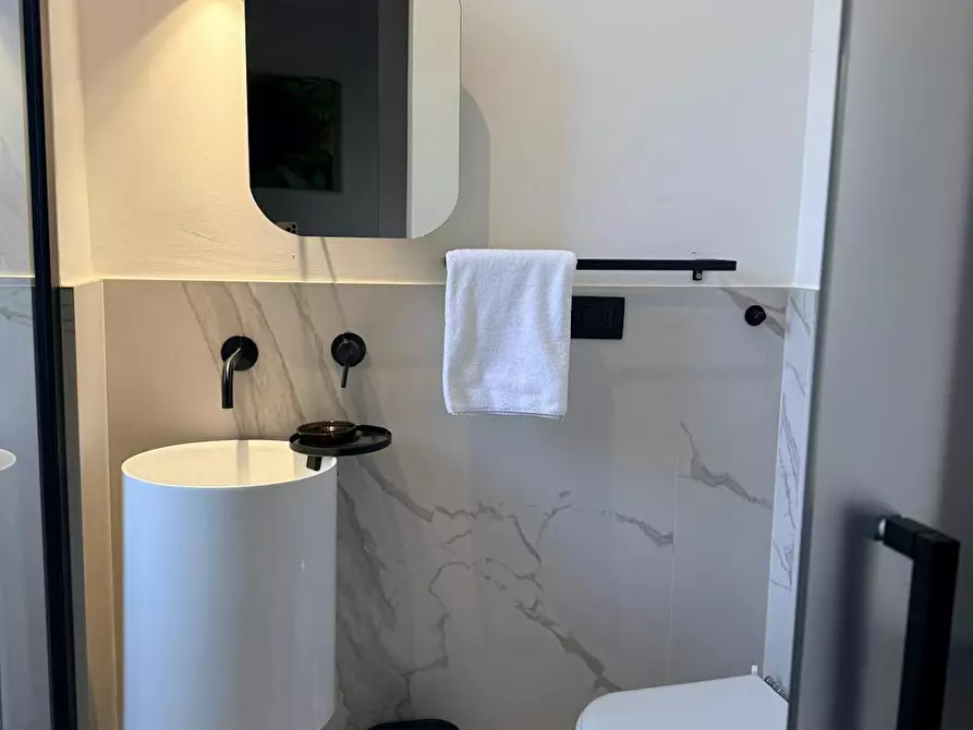 Immagine 4 di Appartamento in affitto  in Via Carlo Farini a Milano