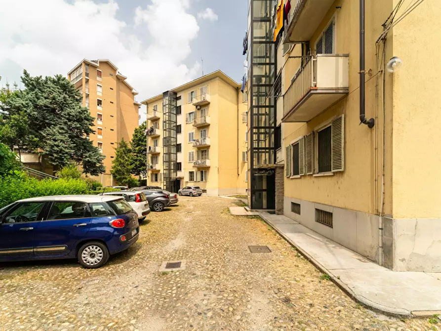 Immagine 7 di Camera condivisa in affitto  in Via Finalmarina a Torino
