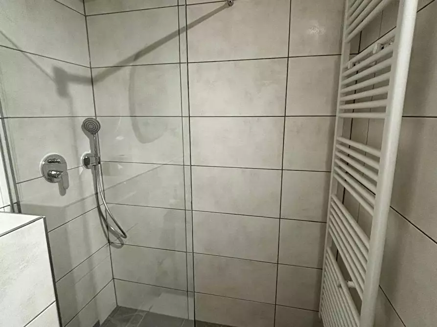 Immagine 5 di Appartamento in affitto  in Schwarzwaldstraße a Frankfurt am Main