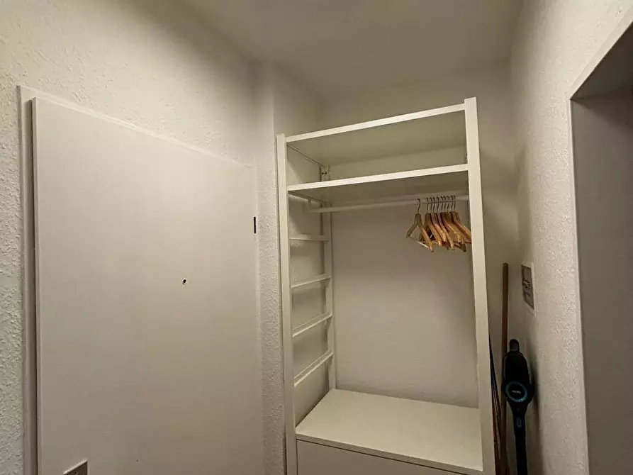 Immagine 8 di Appartamento in affitto  in Schwarzwaldstraße a Frankfurt am Main